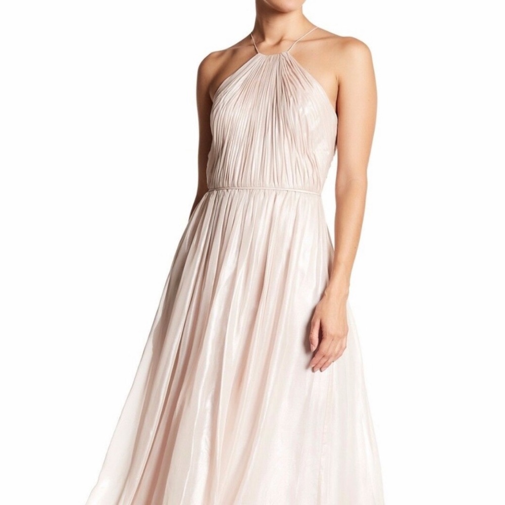 VERA WANG Metallic High Neck Halter
Pleated Chiffon Skirt Gown Dress